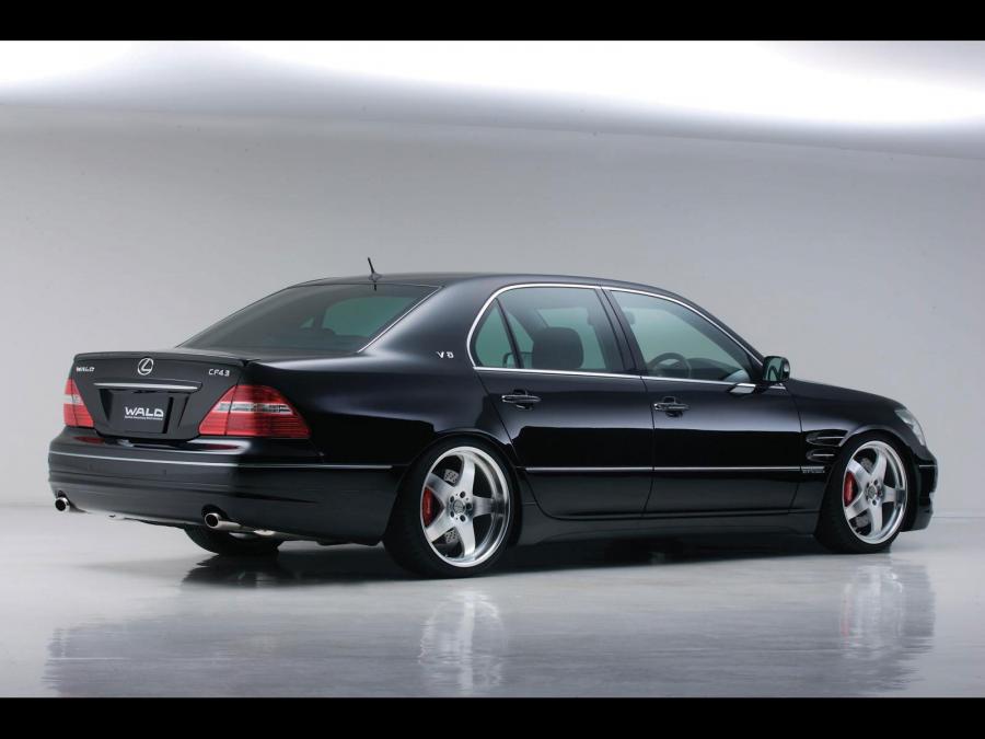  Lexus LS430 CF43 by Wald 2004 года  (фото 8 из 9)